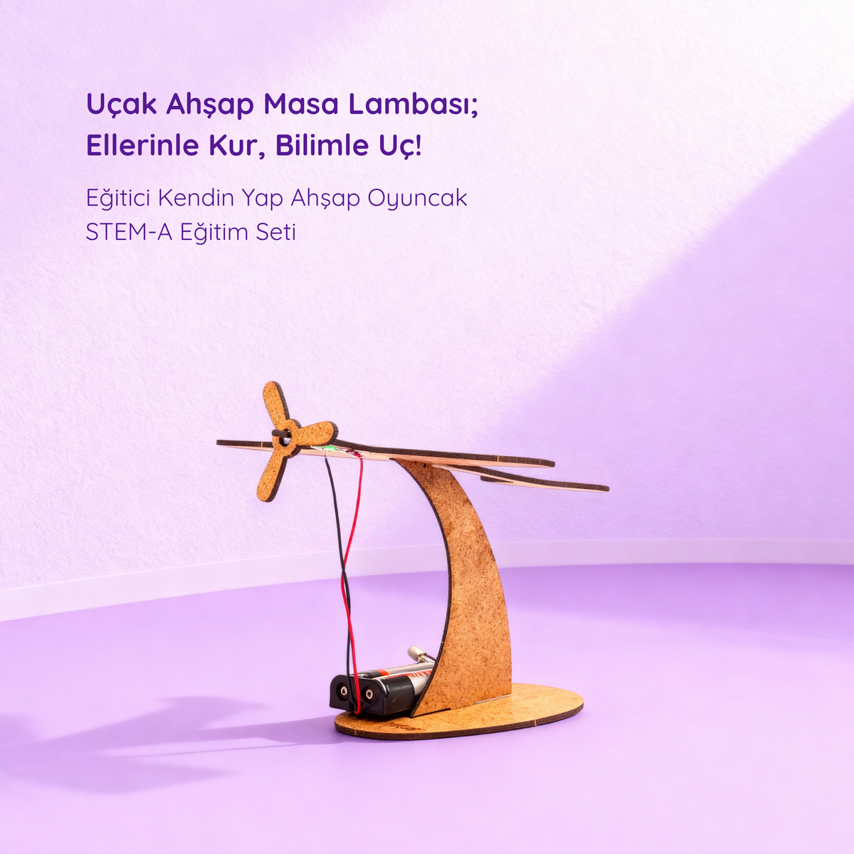 Uçak Masa Lambası