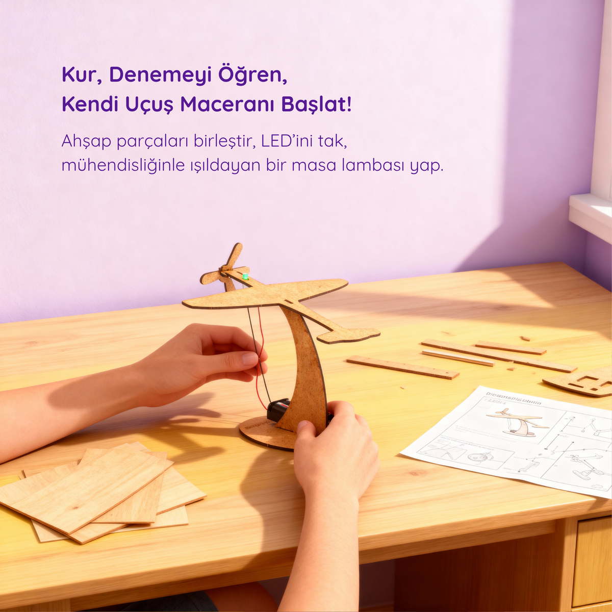 Uçak Masa Lambası